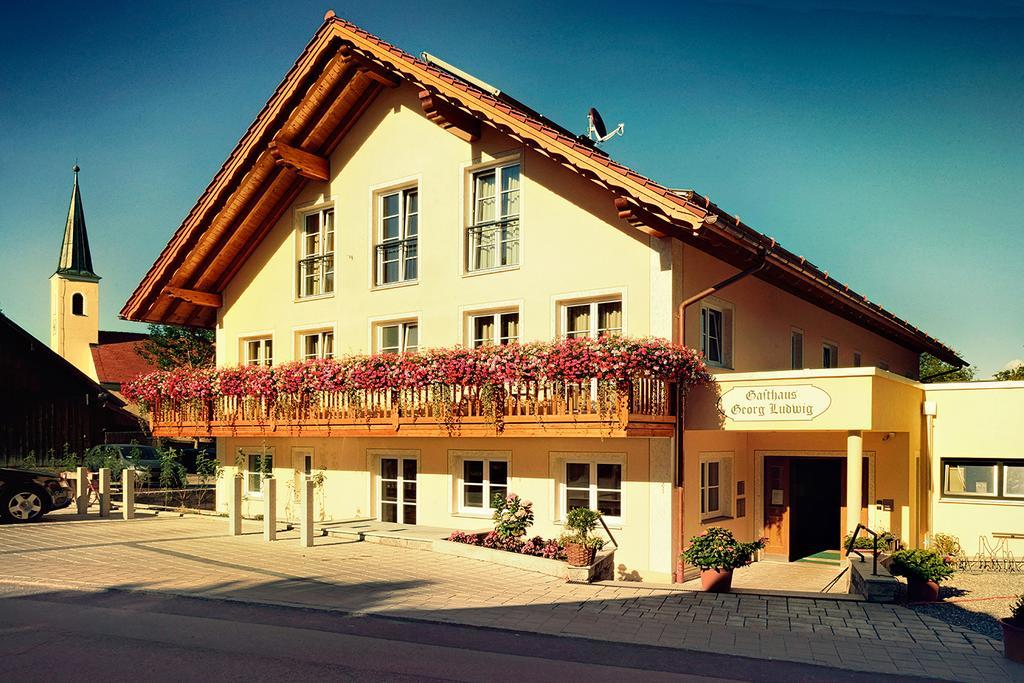 Gasthaus Georg Ludwig Maising Pocking  Buitenkant foto
