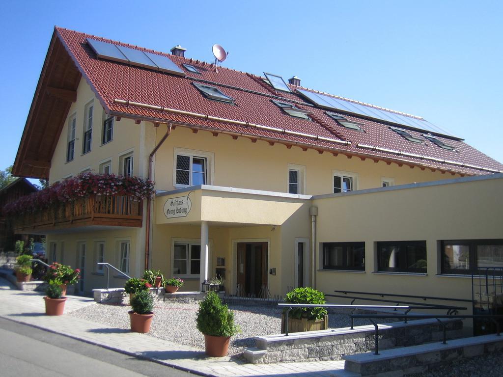Gasthaus Georg Ludwig Maising Pocking  Buitenkant foto