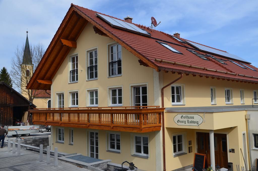 Gasthaus Georg Ludwig Maising Pocking  Buitenkant foto