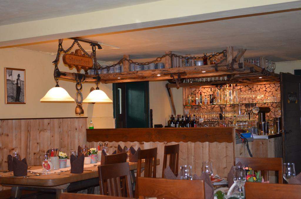 Gasthaus Georg Ludwig Maising Pocking  Buitenkant foto